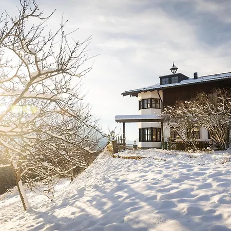 Neubichler Alm Отель *
