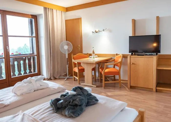 Neubichler Alm Отель